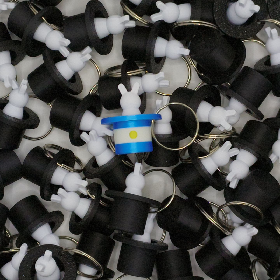 ARGENTINA - Rabbit from a hat